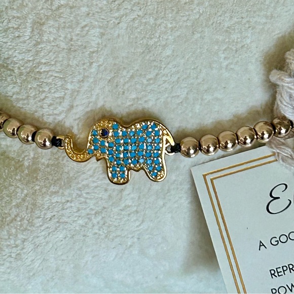 Eye Candy Crystal Elephant Bracelet 🆕 - Picture 3 of 9